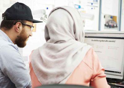 Pluskurs: Arbeitsmarktintegration und Bildungsberatung